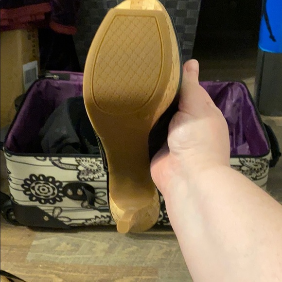 Jessica Simpson Black Peep toe stiletto cork - Picture 3 of 3